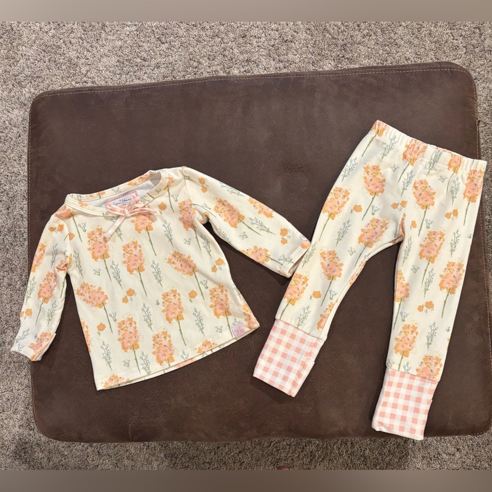 SweetHoney lounge. 12 month.